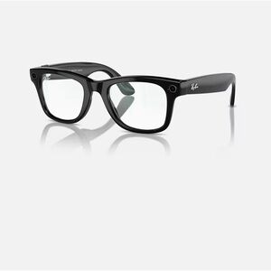 NIB Ray Ban Meta Wayfarer in Shiny black/ clear